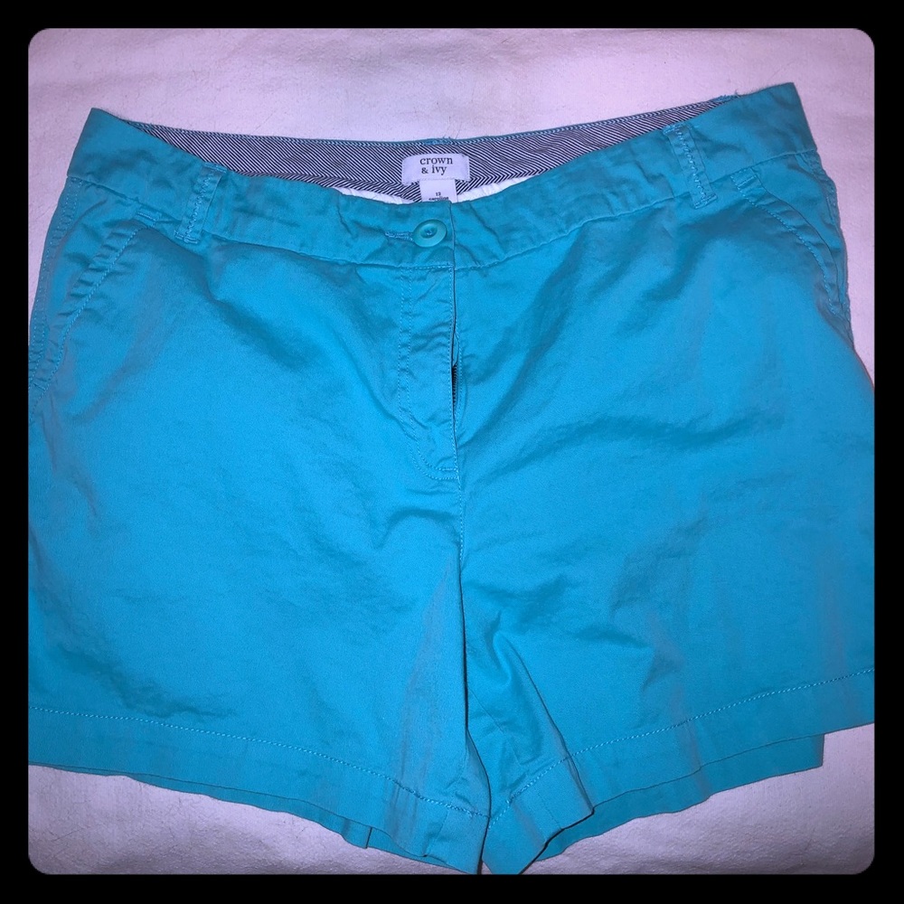 Crown & ivy Caroline shorts in teal blue